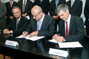 Zagreb, November 16 2010 - The total contract value of EUR 12.6 million of which 85% of the grant of the EU, while 15% of funds from the Budget