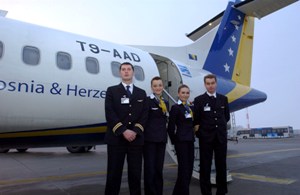 Crew at first promotional flight Mostar-Zagreb (photo: FaH)
