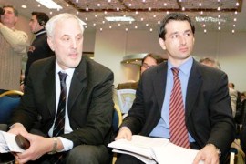Pomoćnici ministra kap. Mario Babić i Josip Borić na okruglom stolu u Rijeci (foto: FaH)