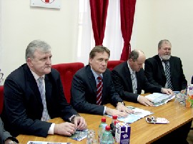 Župan Božo Galić, nministar Božidar Kalmeta, državni tajnik Branko Bačić i pomoćnik ministra Tomislav Miletić