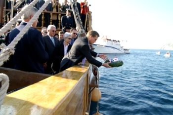 Premijer Sanader i ministar Kalmeta položili su vijenac u more ispred tvrđave Lovrjenac