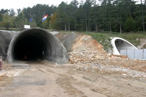 Druga cijev tunela 'Vrata' (foto FaH/ Miljenko KLEPAC)