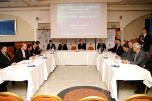Malinska, 10. studenoga 2010. - održan je okrugli stol na temu „Otoci jučer, danas, sutra“, na kojem su sudjelovali predstavnici obalno-otočnih županija, gradova i općina
