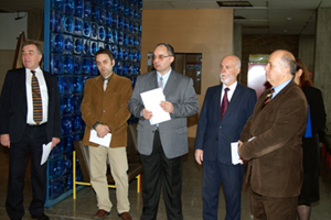 Zegreb, 1. prosinca 2008. Predstavnici Ministarstva mora, prometa i infrastrukture s izraelskim veleposlanikom u RH na tijekom otvorenja izložbe