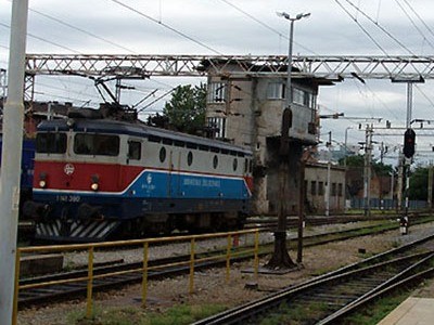 Slika /arhiva/HrvatskeZeljeznice_vlak.jpg